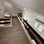 Thekla Apartment *